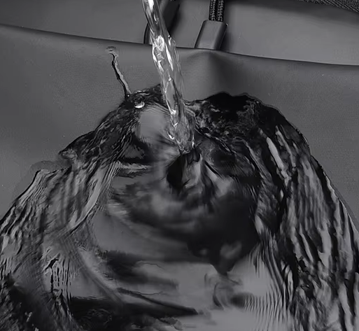 Mochila Base Camp Impermeável